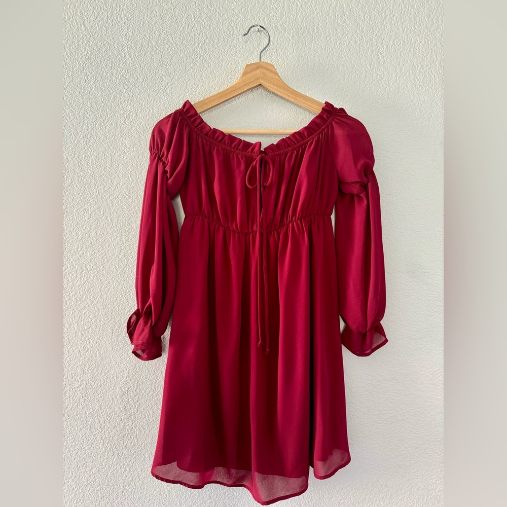 4SI3NNA Off-Shoulder Dress